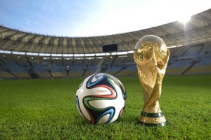 九游在线玩-《堡垒之夜》推出全新战斗通行证，奖励丰富，堡垒之夜战斗机在哪